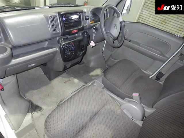 NISSAN NV100 CLIPPER