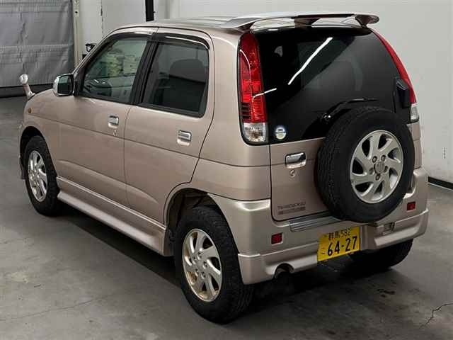 DAIHATSU TERIOS KID