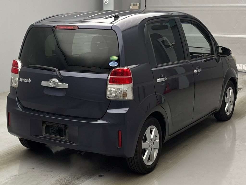 TOYOTA SPADE