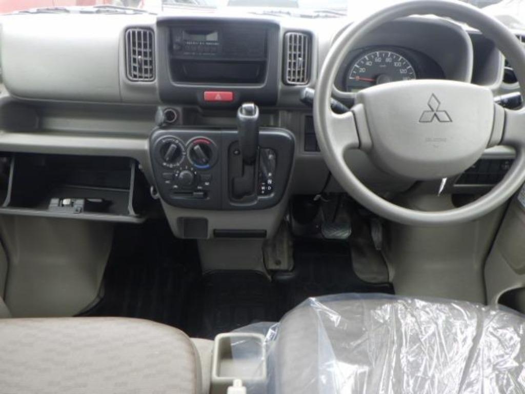 MITSUBISHI MINICAB