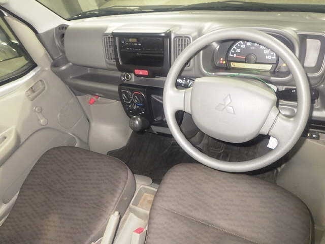 MITSUBISHI MINICAB