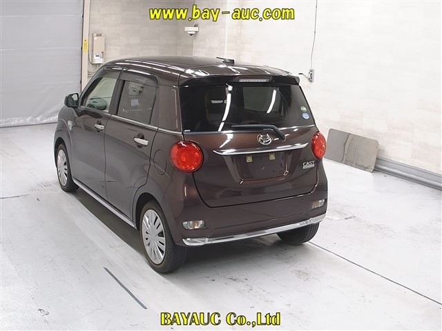 DAIHATSU CAST