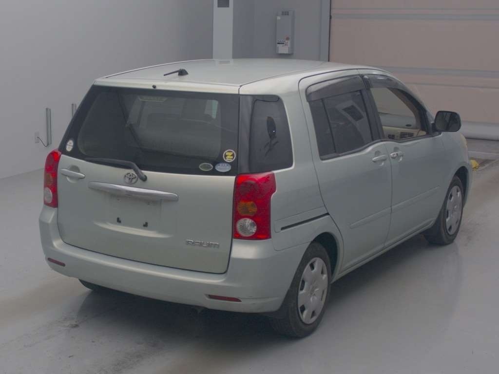 TOYOTA RAUM