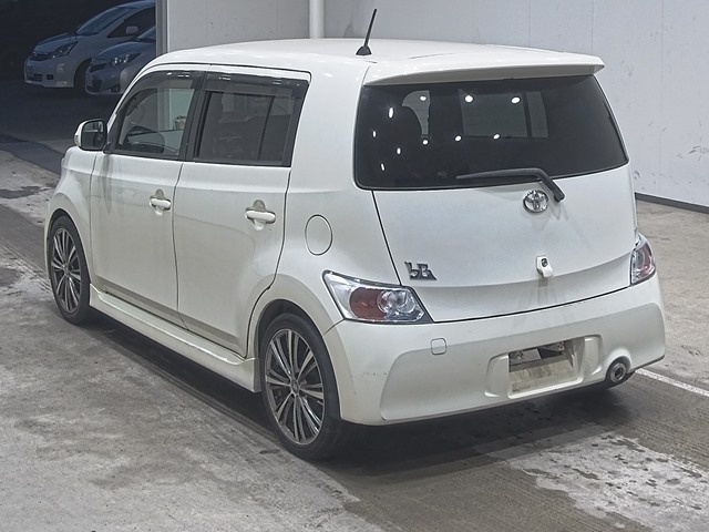 TOYOTA BB