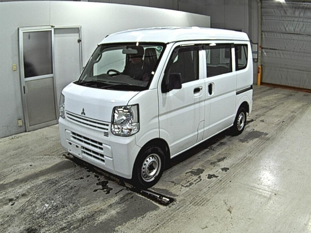 MITSUBISHI MINICAB