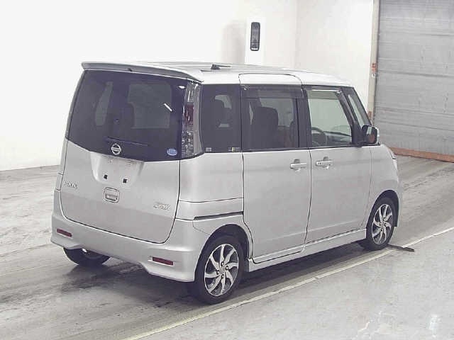NISSAN ROOX