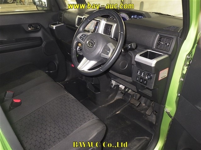 DAIHATSU WAKE