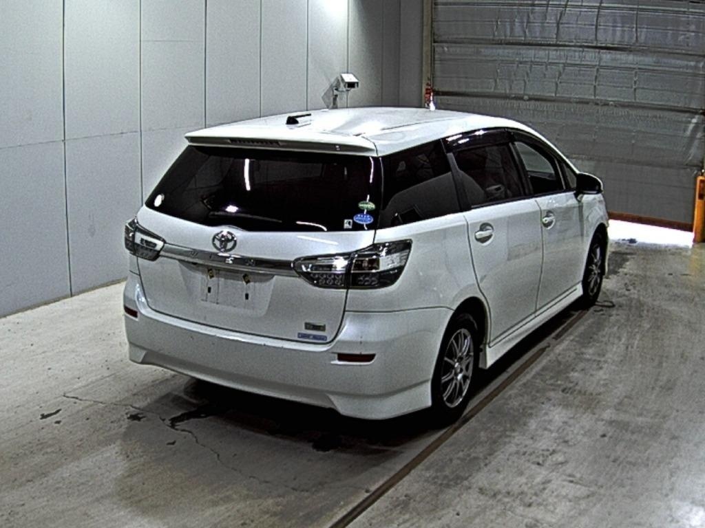 TOYOTA WISH