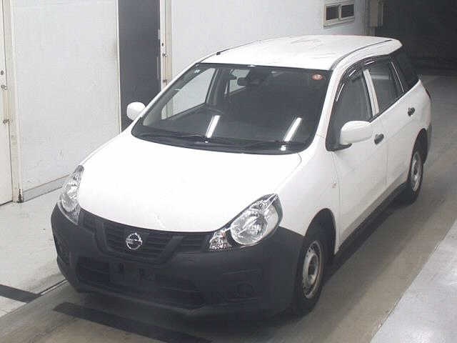 NISSAN AD