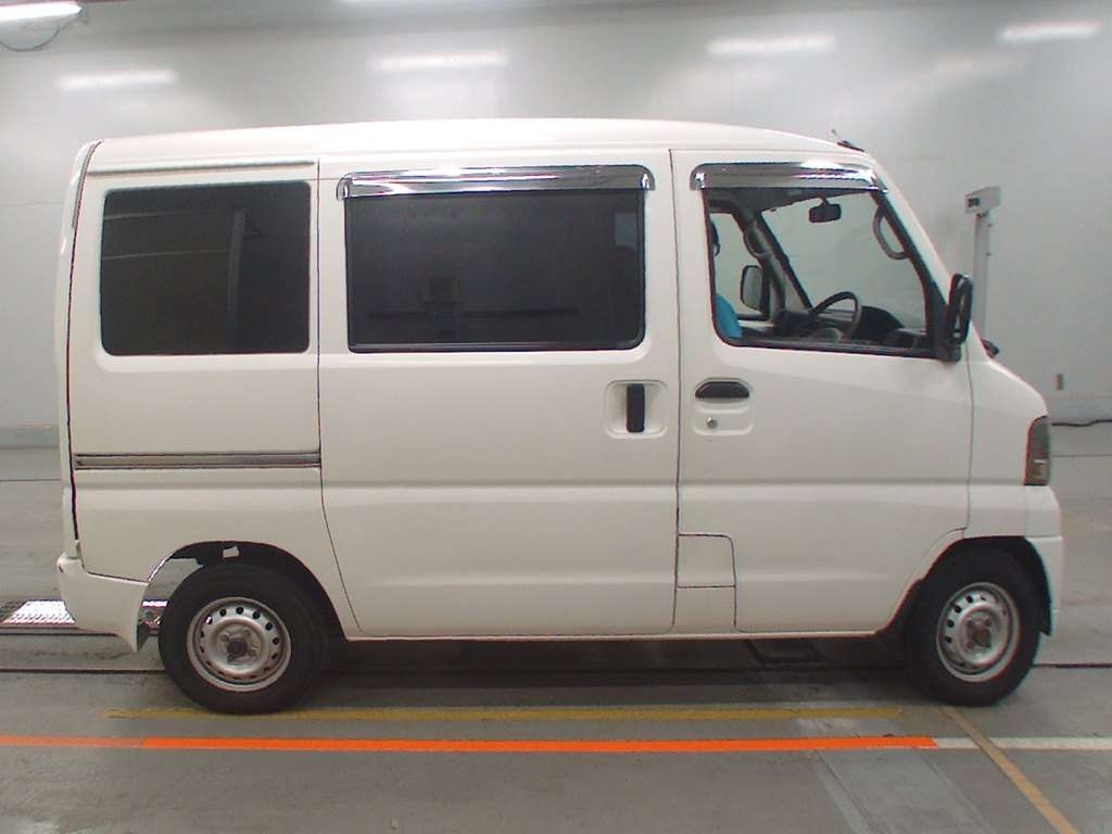 MITSUBISHI MINICAB
