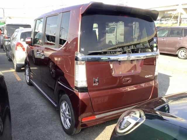 HONDA N-BOX