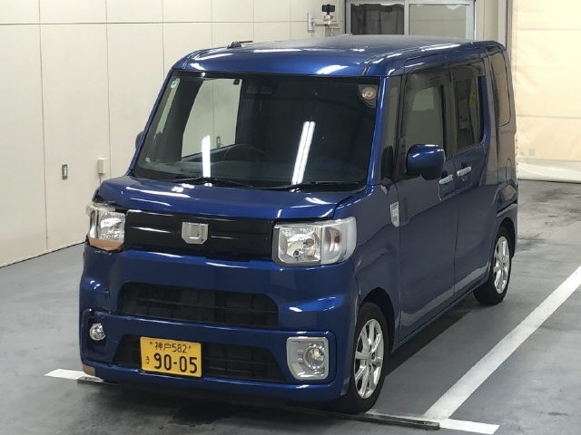 DAIHATSU WAKE