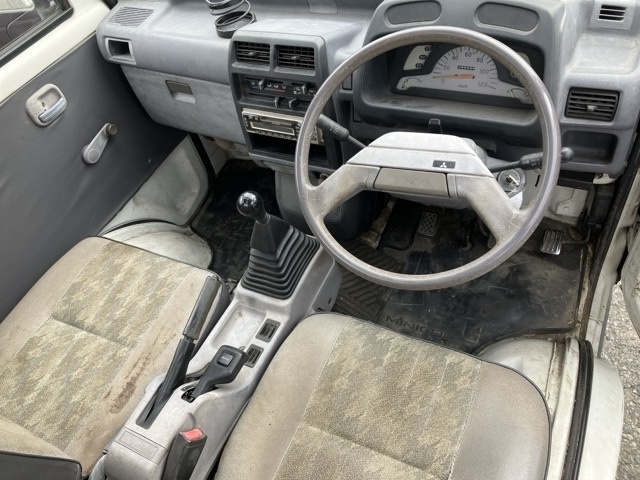 MITSUBISHI MINICAB