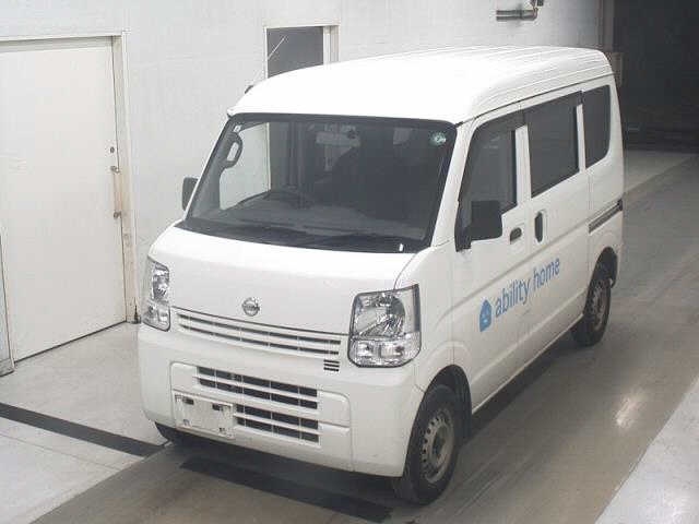 NISSAN NV100 CLIPPER