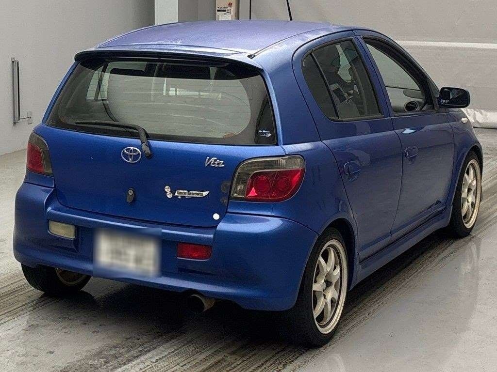 TOYOTA VITZ
