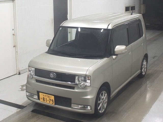 DAIHATSU MOVE CONTE