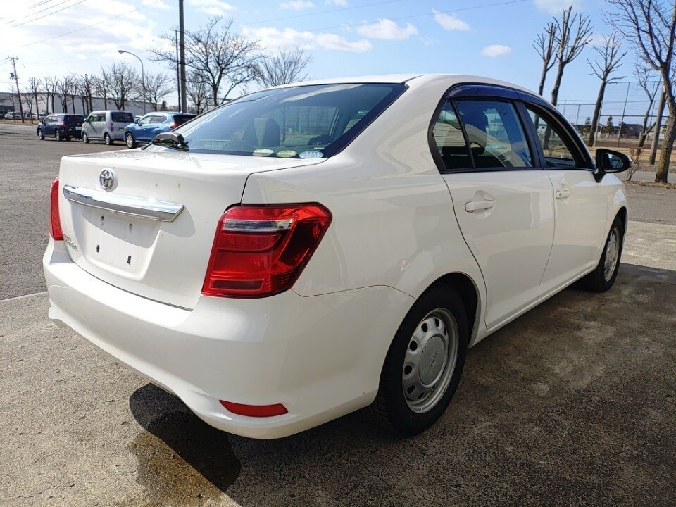 TOYOTA COROLLA AXIO