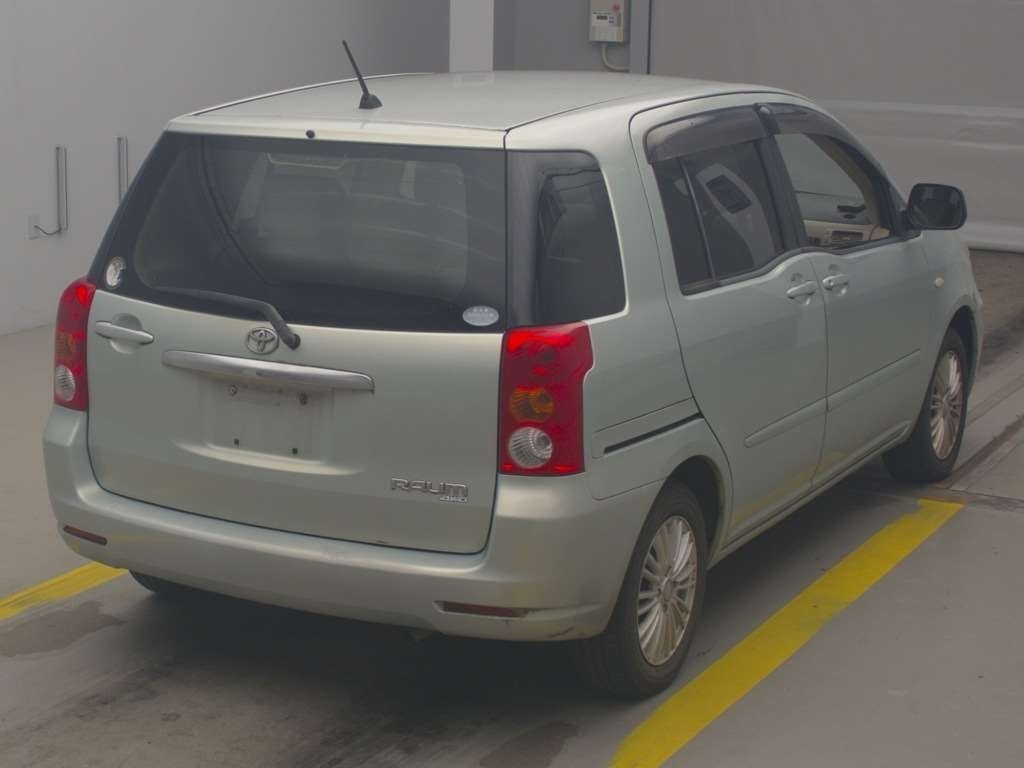 TOYOTA RAUM
