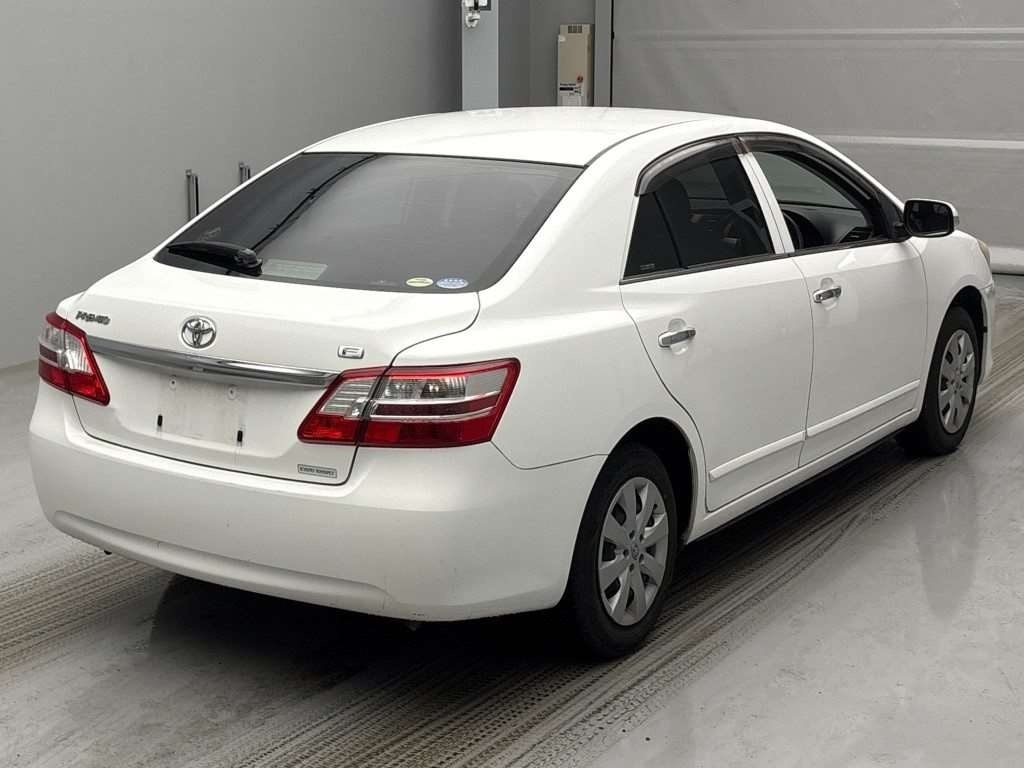 TOYOTA PREMIO