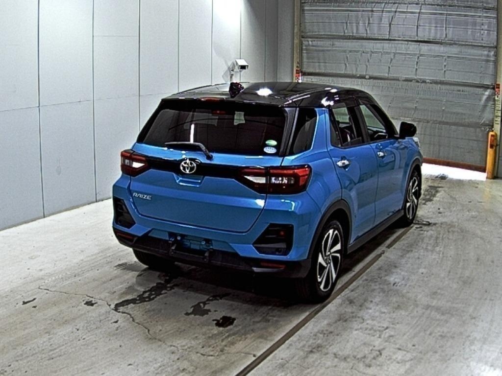 TOYOTA RAIZE