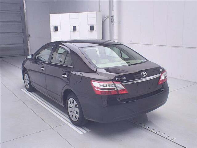 TOYOTA PREMIO