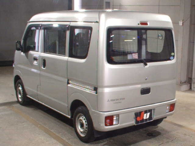 MITSUBISHI MINICAB