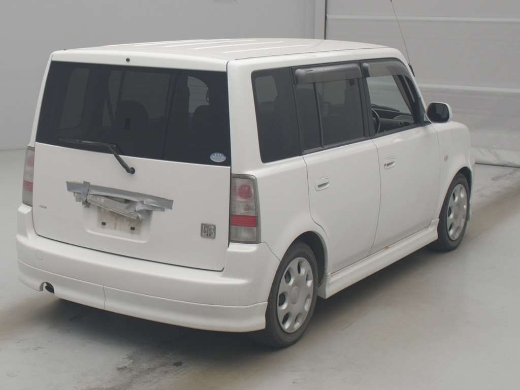 TOYOTA BB