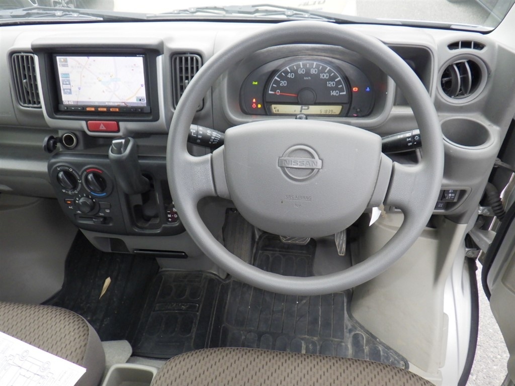 NISSAN NV100 CLIPPER