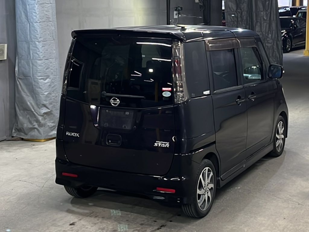 NISSAN ROOX