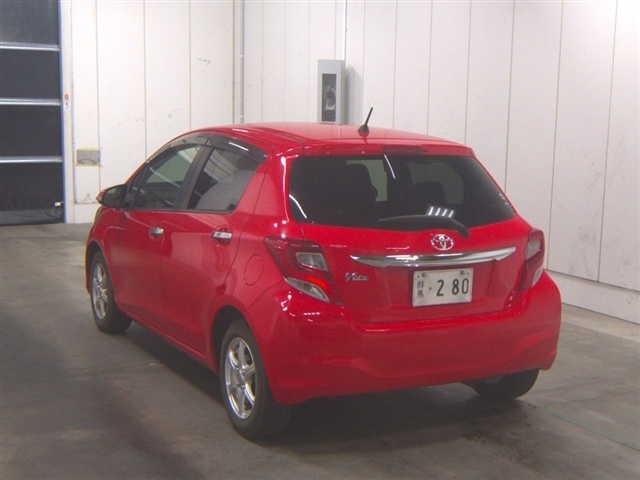 TOYOTA VITZ