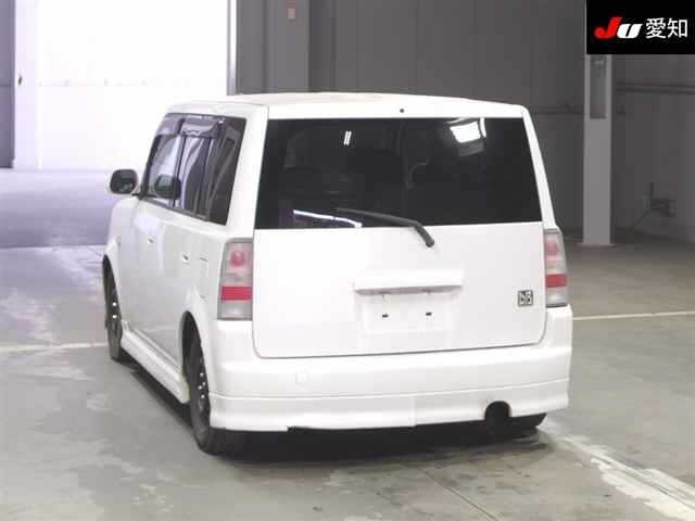 TOYOTA BB