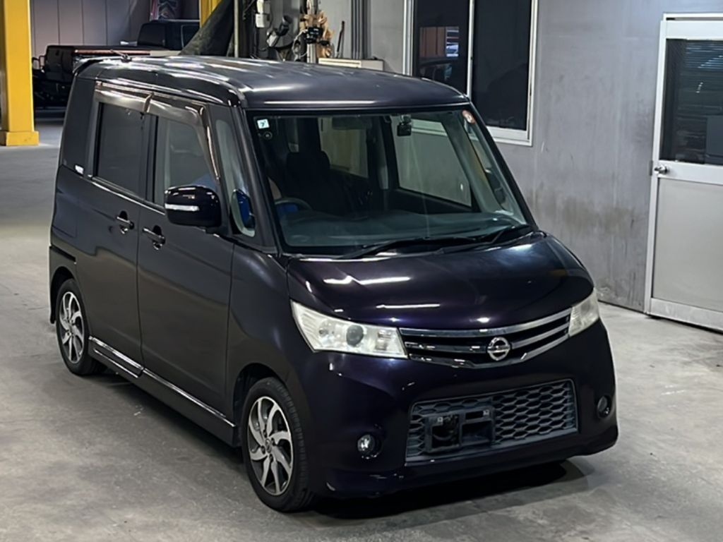 NISSAN ROOX