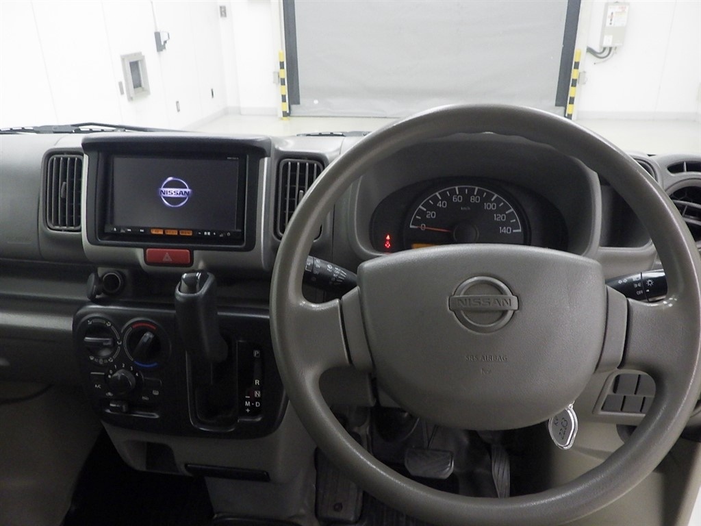 NISSAN NV100 CLIPPER