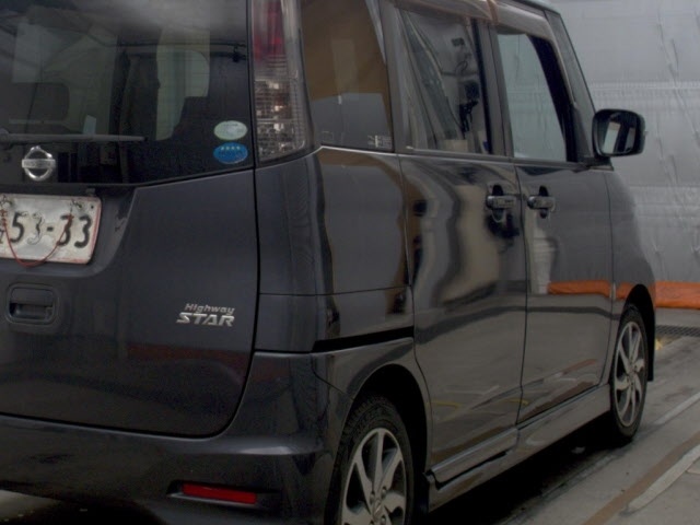 NISSAN ROOX