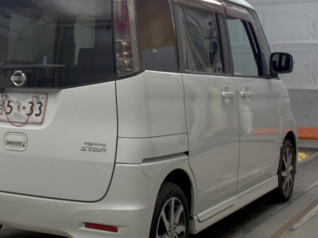 NISSAN ROOX