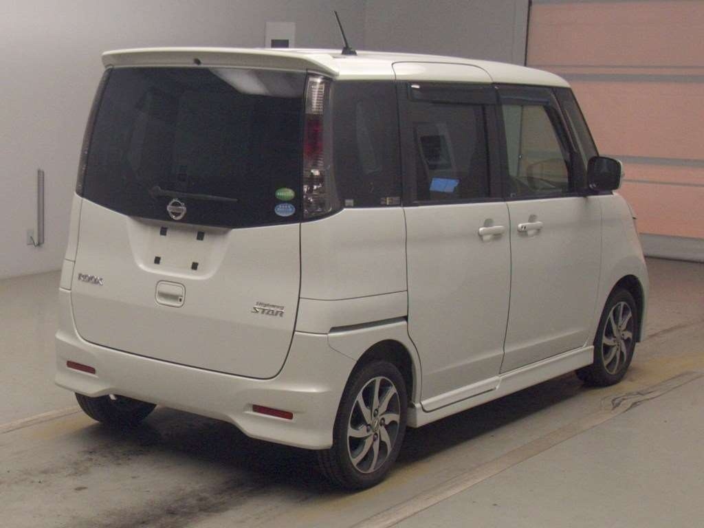 NISSAN ROOX