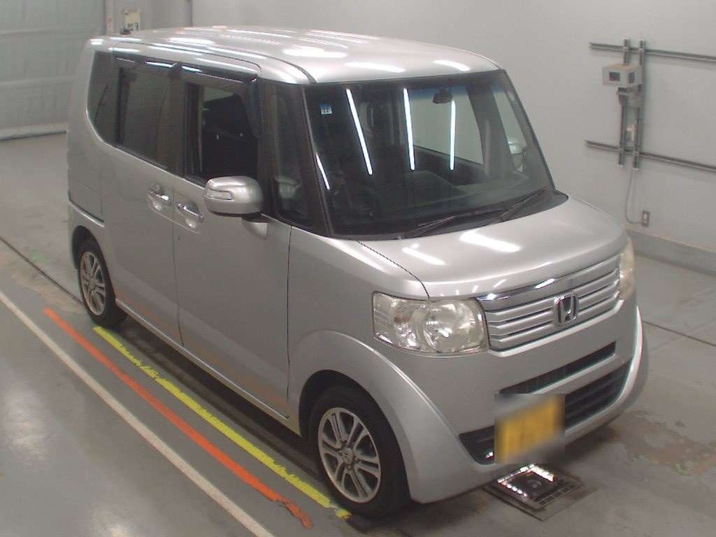 HONDA N-BOX