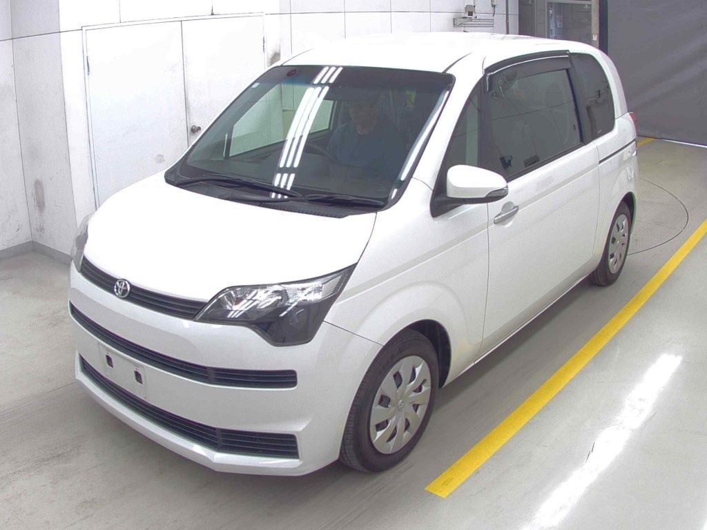 TOYOTA SPADE