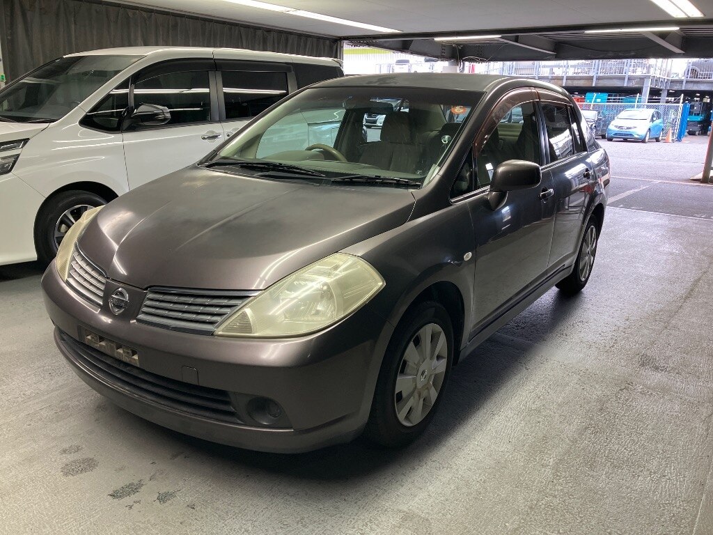 NISSAN TIIDA LATIO