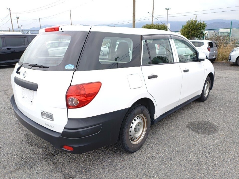 NISSAN AD
