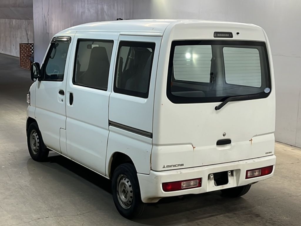 MITSUBISHI MINICAB