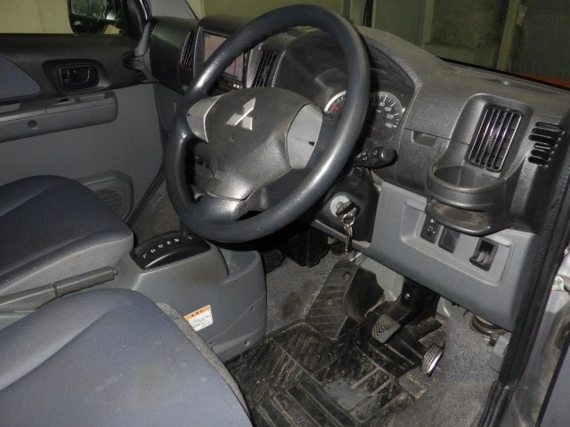 MITSUBISHI MINICAB