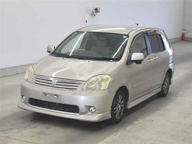 TOYOTA RAUM