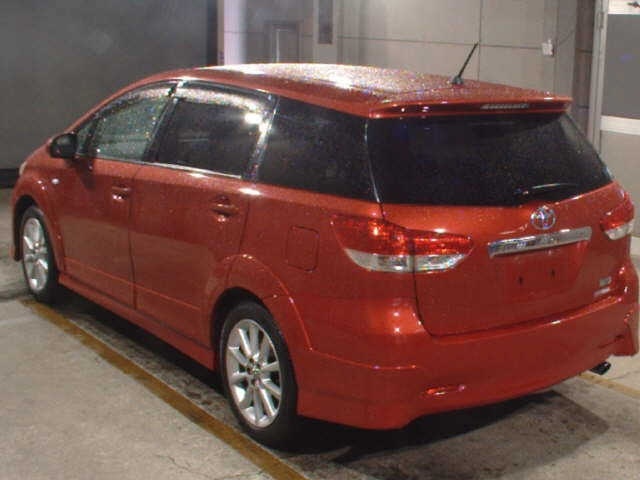 TOYOTA WISH