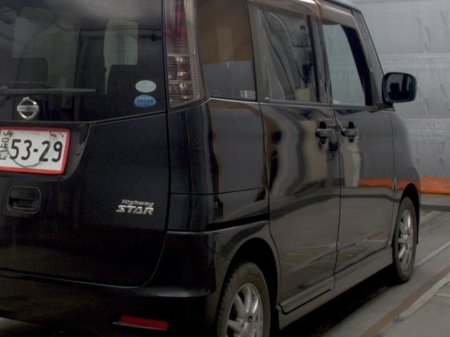 NISSAN ROOX