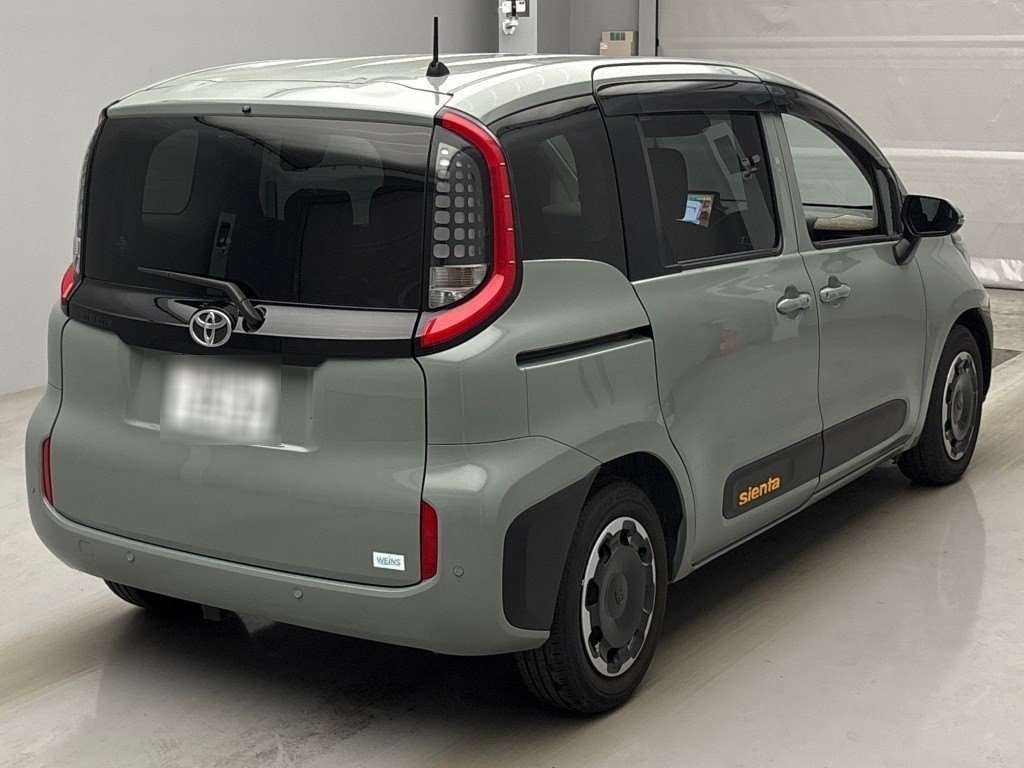 TOYOTA SIENTA