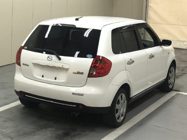 MAZDA VERISA