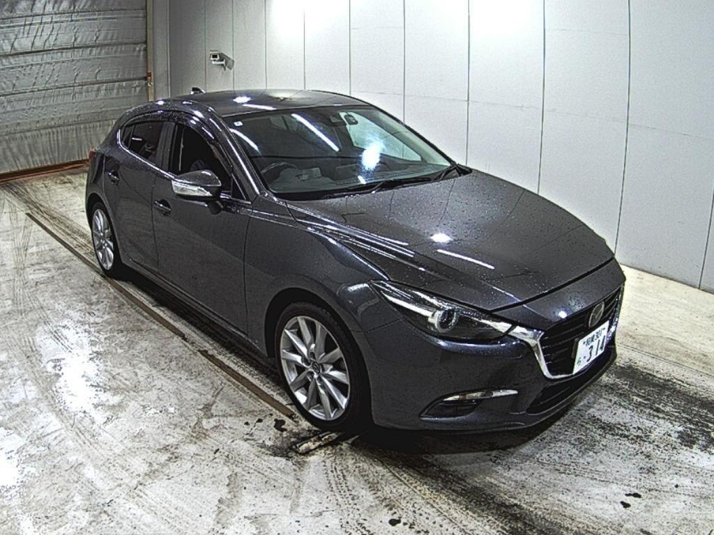 MAZDA AXELA