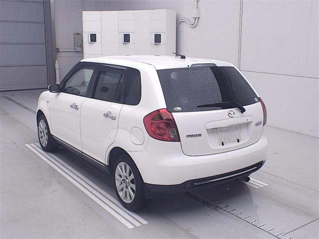MAZDA VERISA