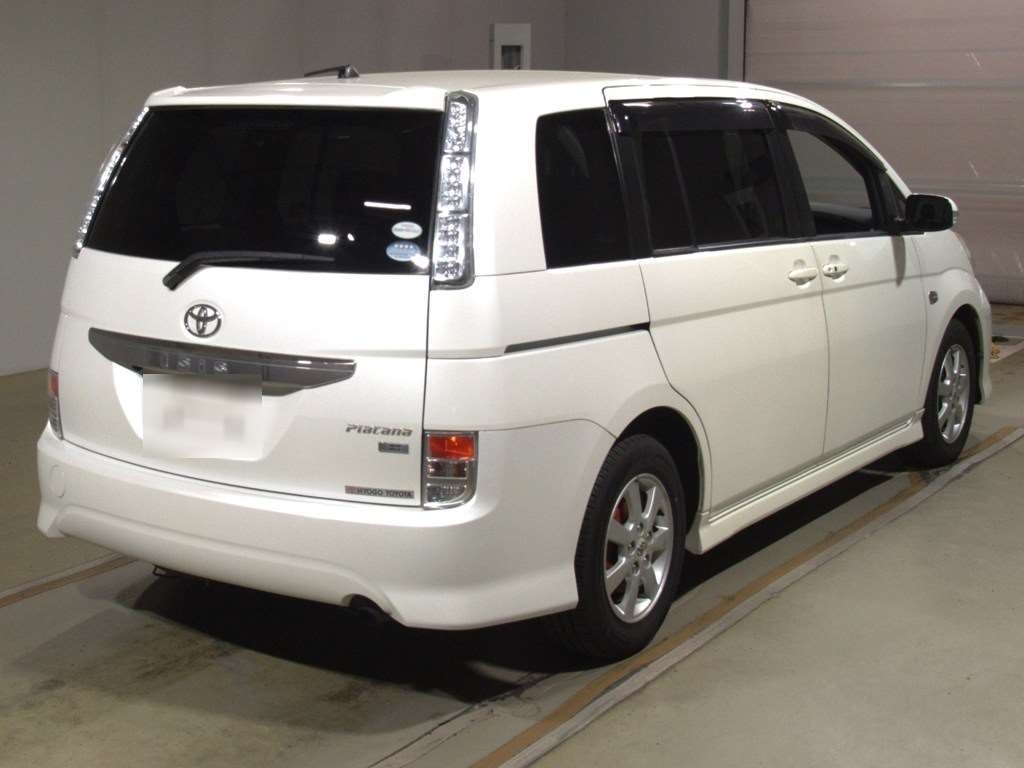 TOYOTA ISIS